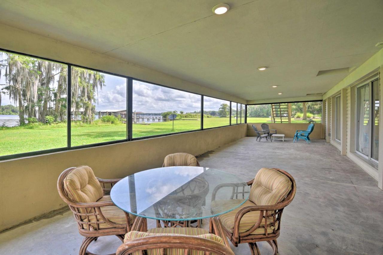 Waterfront Welaka Escape With Private Docks! Villa Exterior photo